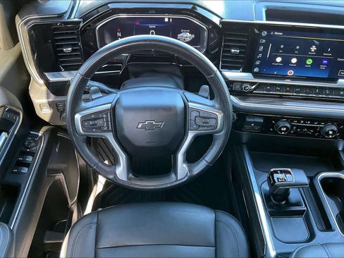 Certified 2022 Chevrolet Silverado 1500 RST image 5