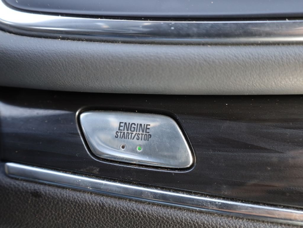 Used 2022 Buick Enclave Essence AWD/4WD image 33