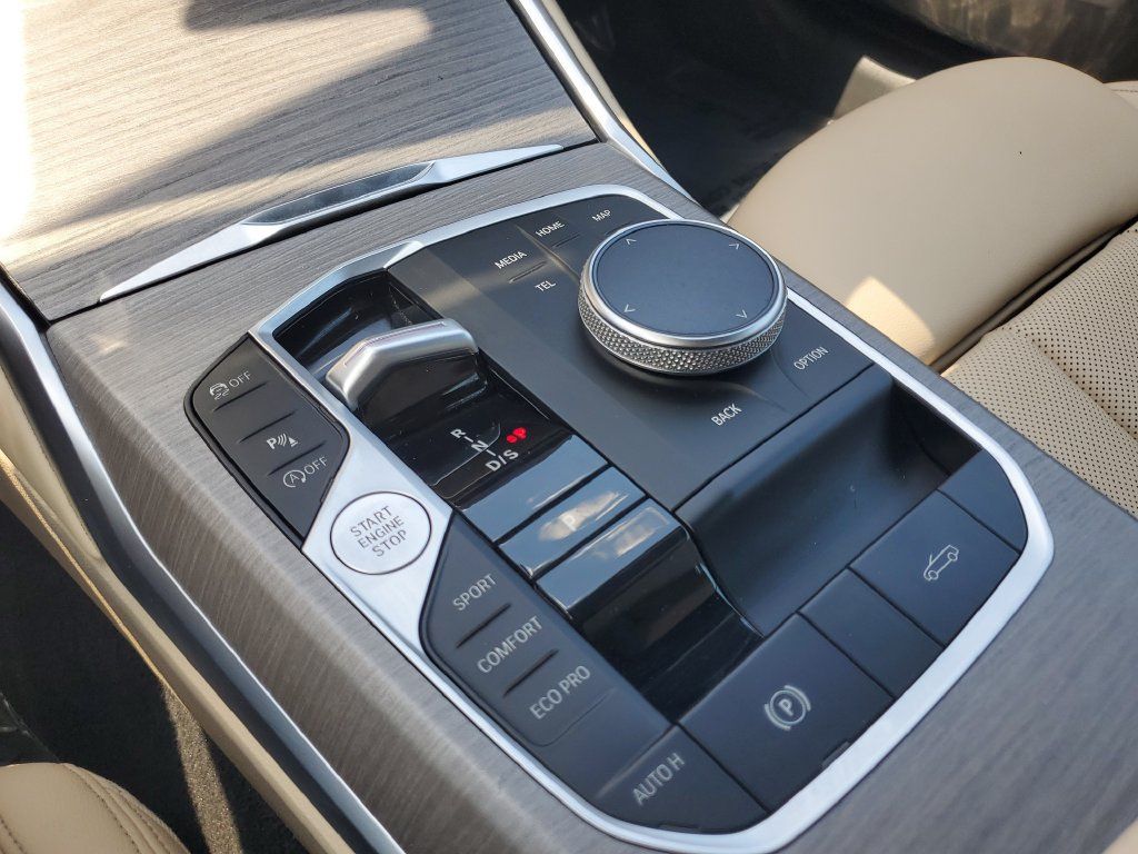 Used 2025 BMW 430i Convertible RWD image 25