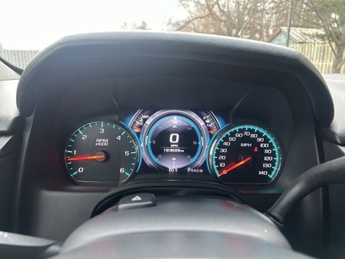 Used 2016 Chevrolet Suburban LTZ image 11