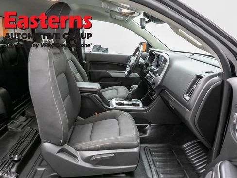 Used 2022 Chevrolet Colorado LT w/ Fleet Safety Package RWD image 23