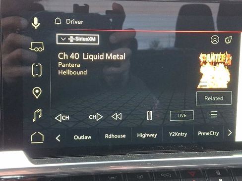 Used 2025 GMC Sierra 1500 Elevation image 17