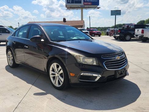 Used 2016 Chevrolet Cruze LTZ FWD image 8