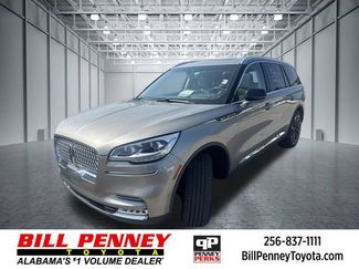 Used 2023 Lincoln Aviator Reserve w/ Equipment Group 201A AWD/4WD video 1