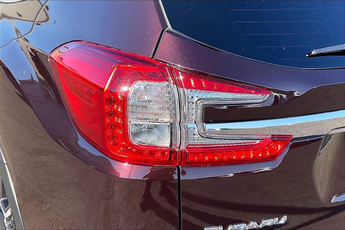 Used 2023 Subaru Ascent Touring AWD/4WD image 27