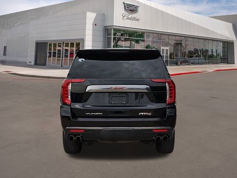 Used 2022 GMC Yukon AT4 image 5