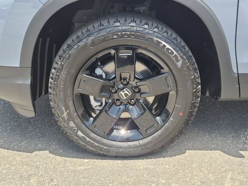New 2026 Honda Ridgeline Black Edition image 15