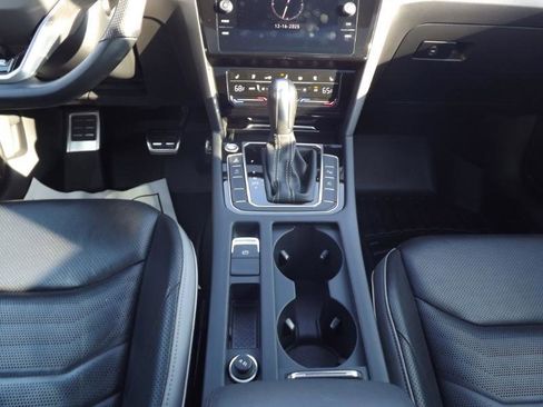 Used 2021 Volkswagen Arteon SEL Premium image 21