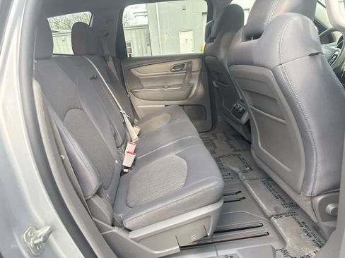 Used 2014 Chevrolet Traverse LS FWD image 14