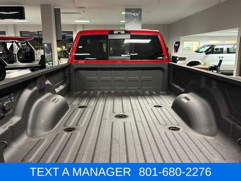 New 2026 RAM 2500 Laramie AWD/4WD image 13