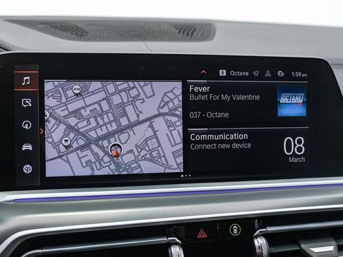 Used 2022 BMW X5 xDrive40i w/ Parking Assistance Package image 21