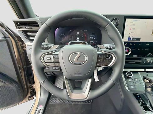 New 2026 Lexus GX 550 AWD/4WD image 40