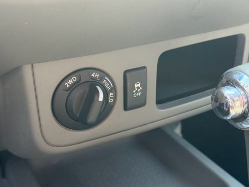 Used 2016 Nissan Frontier SV AWD/4WD image 20