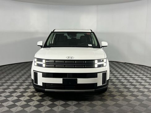 Used 2025 Hyundai Santa Fe SE image 10