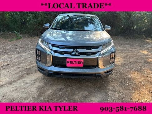 Used 2021 Mitsubishi Outlander Sport SE image 2