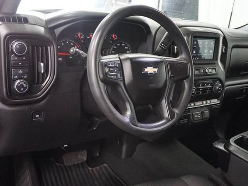Used 2025 Chevrolet Silverado 2500 Custom w/ Z71 Off-Road Package AWD/4WD image 9