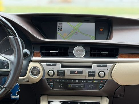 Used 2017 Lexus ES 350 FWD image 18