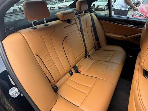 Used 2019 BMW M550i xDrive AWD/4WD image 15