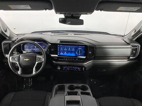 Certified 2024 Chevrolet Silverado 1500 LT AWD/4WD image 15