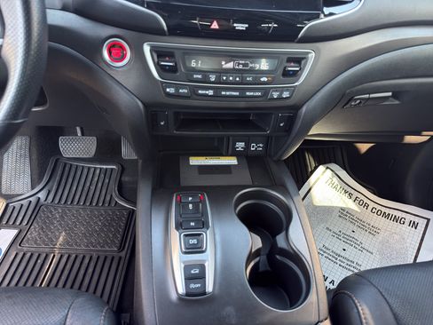 Used 2022 Honda Pilot TrailSport image 21