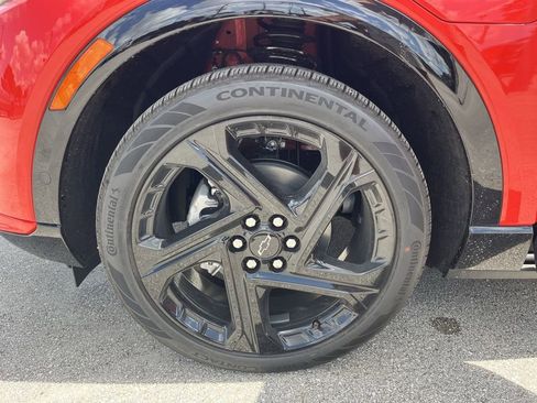 New 2025 Chevrolet Equinox EV RS image 24