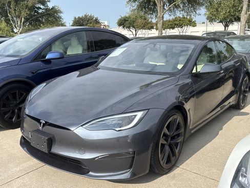 Used 2023 Tesla Model S Standard Range AWD/4WD image 2
