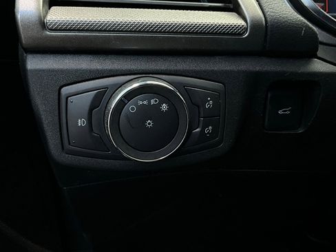 Used 2019 Ford Fusion SE w/ Equipment Group 151A image 21