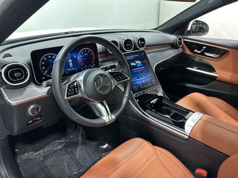 Used 2025 Mercedes-Benz C 300 4MATIC Sedan image 14