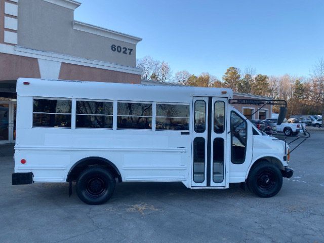 Used 2001 Chevrolet Express 3500 RWD image 8
