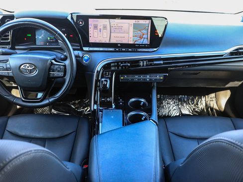 Used 2022 Toyota Mirai w/ Advanced Technology Package RWD image 14