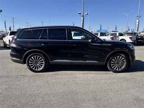 Certified 2023 Lincoln Aviator Reserve w/ Elements Package Plus image 4