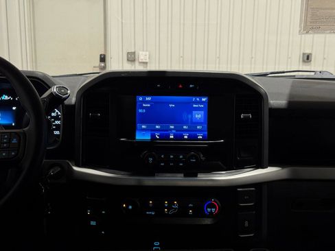 Used 2022 Ford F150 XLT AWD/4WD image 21