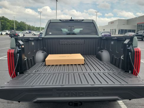 New 2026 Toyota Tundra Limited AWD/4WD image 10