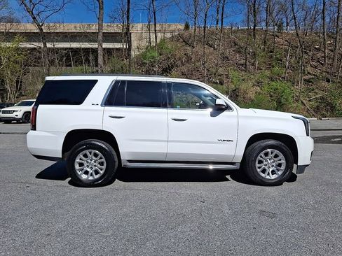 Used 2015 GMC Yukon SLE image 9