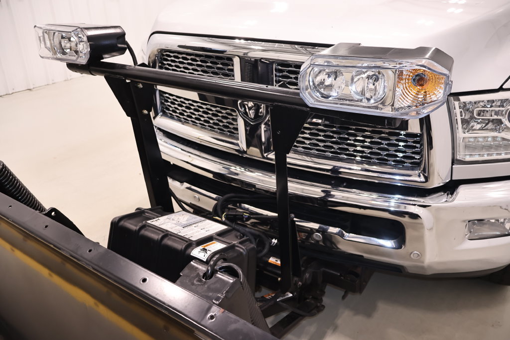 Used 2018 RAM 2500 Laramie w/ Convenience Group AWD/4WD image 43