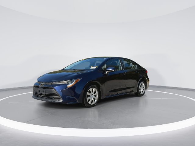 Used 2024 Toyota Corolla LE FWD image 4