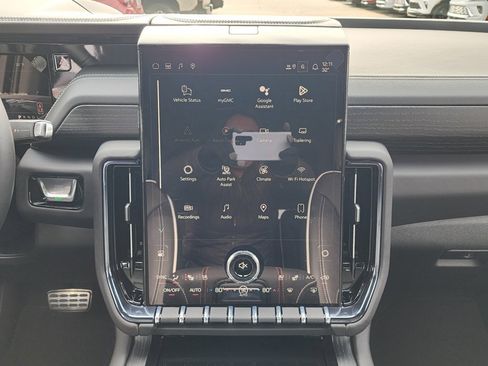 New 2026 GMC Yukon AT4 Ultimate image 30