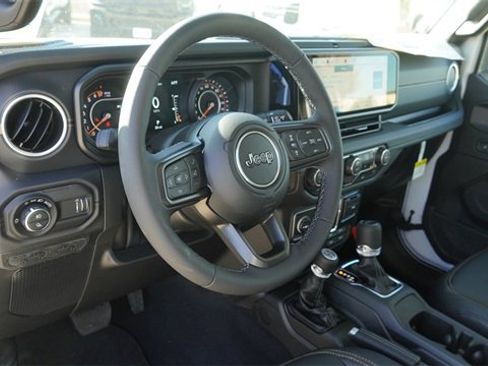 New 2026 Jeep Gladiator Sport image 17