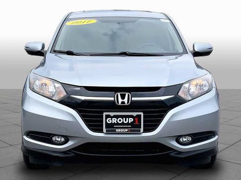 Used 2017 Honda HR-V EX image 4
