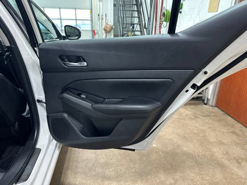 Used 2025 Nissan Altima 2.5 SL AWD/4WD image 31