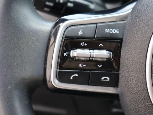Used 2023 Kia Sorento SX FWD image 13