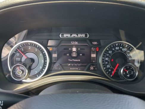 Used 2023 RAM 1500 Laramie RWD image 35
