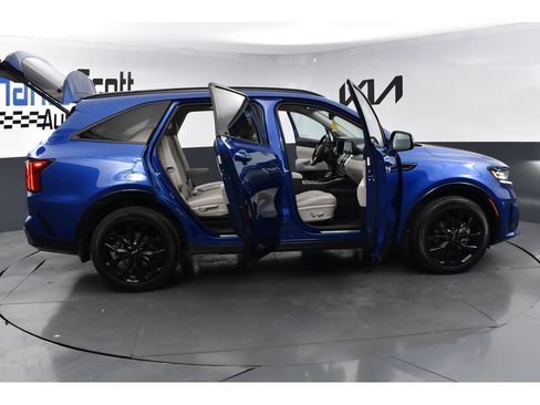Used 2023 Kia Sorento SX FWD image 28