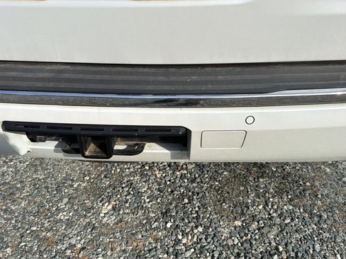 Used 2018 Chevrolet Tahoe Premier image 9