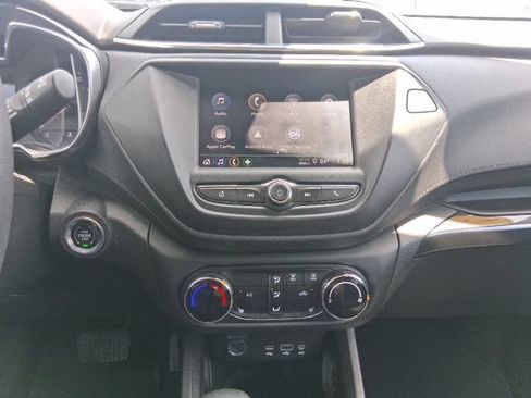 Used 2023 Chevrolet TrailBlazer LT FWD image 26