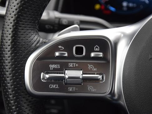 Used 2023 Mercedes-Benz GLB 250 image 23