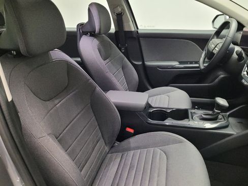 Used 2025 Kia K4 EX FWD image 21