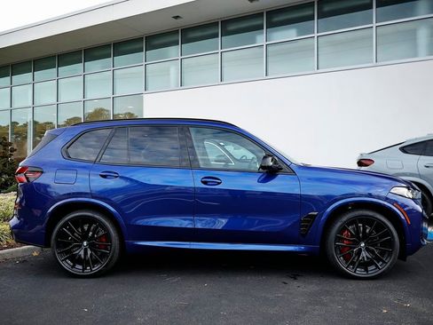 New 2026 BMW X5 M60i w/ Climate Comfort Package image 4