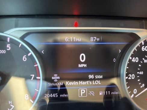 Used 2025 Nissan Sentra SV FWD image 9