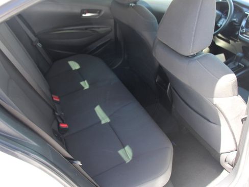 Used 2021 Toyota Corolla LE w/ Carpet Mat Package (TMS) image 16
